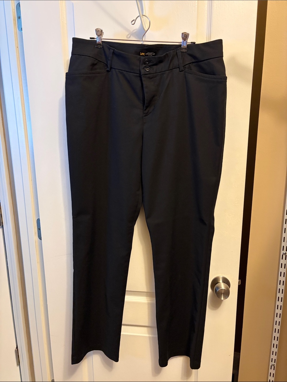 Lee Black Straight-Leg Women's Pants — Tailored Everyday Comfort